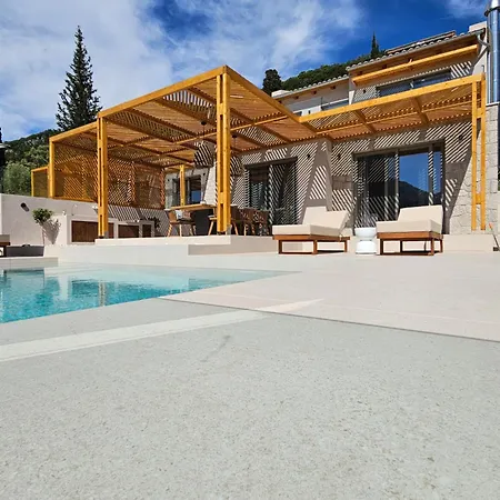 Lethia Villa *